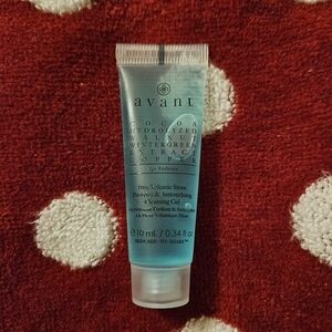 ⚪️🔴5/10$ Avant Volcanic Stone Purifying Cleansing Gel